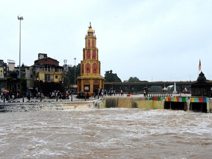 Alert order of municipality to those living along the river | नदीकाठी राहणाऱ्यांना मनपाचे सतर्कतचा इशारा Alert order of municipality to those living along the river | नदीकाठी राहणाऱ्यांना मनपाचे सतर्कतचा इशारा