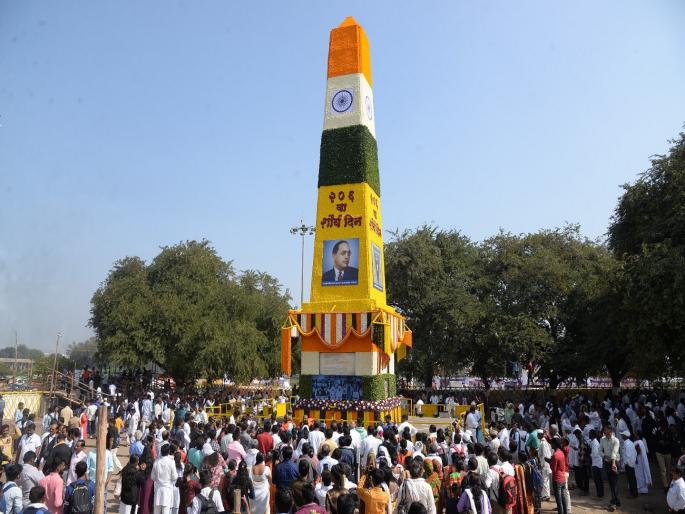 Fascinating flowers, illuminations: Administration ready for Vijayastambha felicitation ceremony | मोहक फुले, रोषणाई: विजयस्तंभ अभिवादन सोहळ्यासाठी प्रशासन सज्ज Fascinating flowers, illuminations: Administration ready for Vijayastambha felicitation ceremony | मोहक फुले, रोषणाई: विजयस्तंभ अभिवादन सोहळ्यासाठी प्रशासन सज्ज