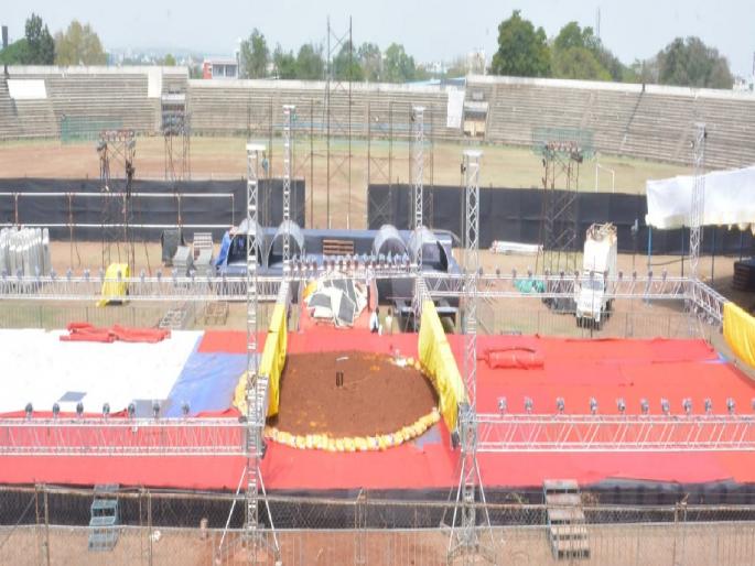 35 lakhs winning price in wrestling, Chhatrapati Shivarai Kesari wrestling tournament in Ahmednagar city | ३५ लाखांच्या गदेसाठी मल्लयुद्ध, नगरमध्ये छत्रपती शिवराय केसरी कुस्ती स्पर्धा 35 lakhs winning price in wrestling, Chhatrapati Shivarai Kesari wrestling tournament in Ahmednagar city | ३५ लाखांच्या गदेसाठी मल्लयुद्ध, नगरमध्ये छत्रपती शिवराय केसरी कुस्ती स्पर्धा