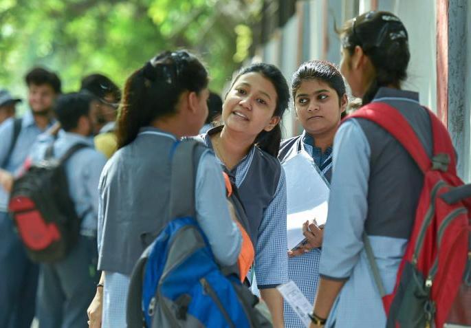 Eleventh admission process, verification of 1319 applications on the first day | अकरावी प्रवेश प्रक्रिया, पहिल्याच दिवशी १३१९ अर्जांची पडताळणी