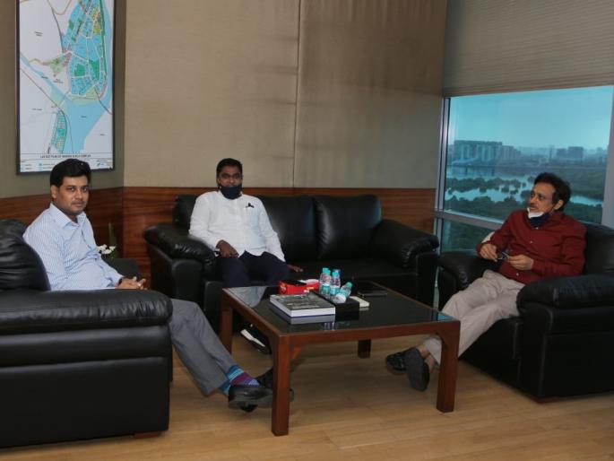 The tender process for the third phase of the ring road started early, MP shrikant shinde | रिंग रोडच्या तिसऱ्या टप्प्याची निविदा प्रक्रिया लवकर सुरु, खासदारांनी घेतली आयुक्तांची भेट The tender process for the third phase of the ring road started early, MP shrikant shinde | रिंग रोडच्या तिसऱ्या टप्प्याची निविदा प्रक्रिया लवकर सुरु, खासदारांनी घेतली आयुक्तांची भेट