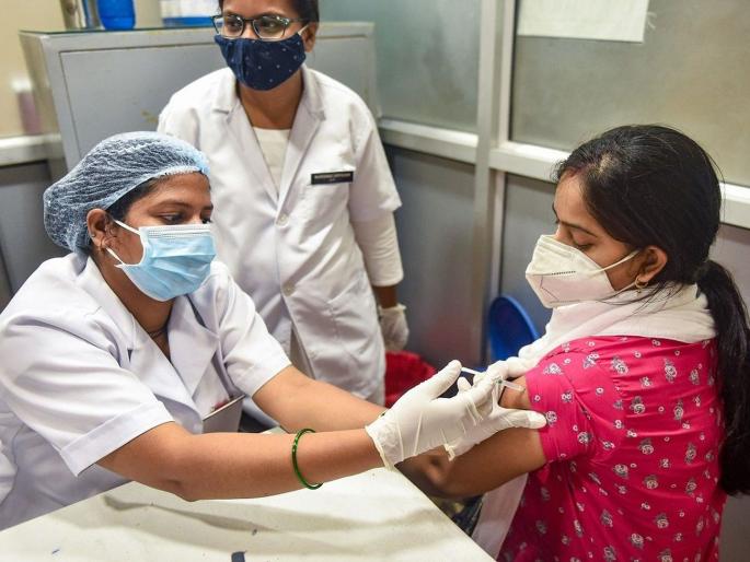 16 lakh doses in two months; vaccination drive slow down | दक्षता मात्रांचा वेग मंदावला; दोन महिन्यांत १६ लाख डोस 16 lakh doses in two months; vaccination drive slow down | दक्षता मात्रांचा वेग मंदावला; दोन महिन्यांत १६ लाख डोस