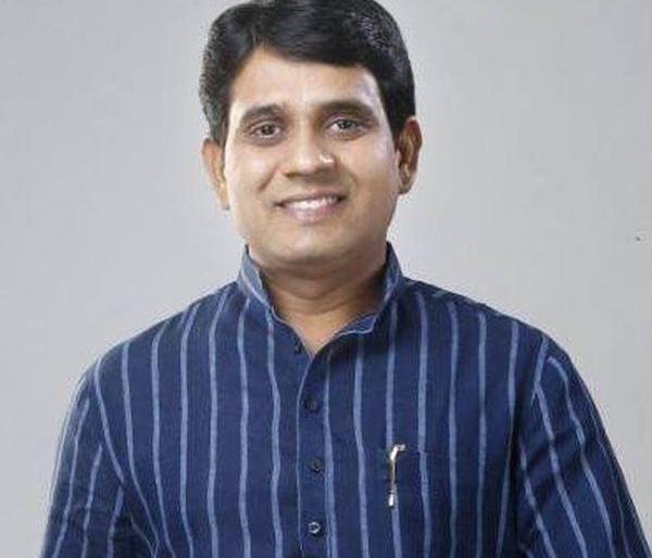 So why the bragging of 'Vande Bharat Mission'? | तर 'वंदे भारत मिशन' ची फुशारकी कशासाठी? So why the bragging of 'Vande Bharat Mission'? | तर 'वंदे भारत मिशन' ची फुशारकी कशासाठी?