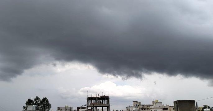 Clear and cloudy for five days in Vidarbha | विदर्भात पाच दिवस उघाडही अन् ढगाळही Clear and cloudy for five days in Vidarbha | विदर्भात पाच दिवस उघाडही अन् ढगाळही