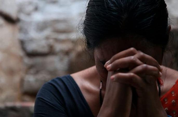 A wonderful story of strange love; She plotted to kill his wife in order to get Balmitra | अजब प्रेमाची गजब कहानी; बालमित्राला मिळवण्यासाठी तिने केला चक्क त्याच्या बायकोच्या खुनाचा प्लॅन A wonderful story of strange love; She plotted to kill his wife in order to get Balmitra | अजब प्रेमाची गजब कहानी; बालमित्राला मिळवण्यासाठी तिने केला चक्क त्याच्या बायकोच्या खुनाचा प्लॅन