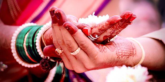 No marriages due to lockdown this year also | 'यंदाही कर्तव्य नाही'; अक्षय तृतीयेचा मुहूर्त हुकला No marriages due to lockdown this year also | 'यंदाही कर्तव्य नाही'; अक्षय तृतीयेचा मुहूर्त हुकला
