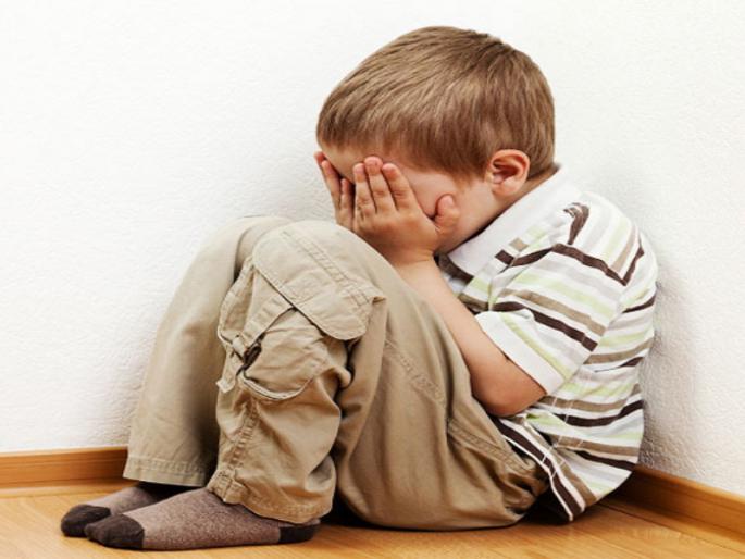 Shocking type in Pune 4 year old son sold for Rs 1 lakh accused arrested along with mother | पुण्यातील धक्कादायक प्रकार! पोटच्या ४ वर्षाच्या मुलाला १ लाखांना विकले, आईसह आरोपींना अटक Shocking type in Pune 4 year old son sold for Rs 1 lakh accused arrested along with mother | पुण्यातील धक्कादायक प्रकार! पोटच्या ४ वर्षाच्या मुलाला १ लाखांना विकले, आईसह आरोपींना अटक