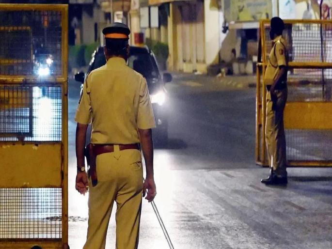 All Out Operation, 5,836 vehicles searched in Mumbai | मतदानाच्या पार्श्वभूमीवर मुंबईत ऑल आउट ऑपरेशन, ५,८३६ वाहनांची झाडाझडती All Out Operation, 5,836 vehicles searched in Mumbai | मतदानाच्या पार्श्वभूमीवर मुंबईत ऑल आउट ऑपरेशन, ५,८३६ वाहनांची झाडाझडती