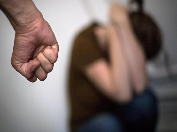 Minor girl raped by Amish for marriage; Marriage was arranged after conversion, incident in Sillod | लग्नाचे अमिश दाखवून अल्पवयीन मुलीवर अत्याचार; धर्मांतर करून केले लग्न, सिल्लोडमधील घटना Minor girl raped by Amish for marriage; Marriage was arranged after conversion, incident in Sillod | लग्नाचे अमिश दाखवून अल्पवयीन मुलीवर अत्याचार; धर्मांतर करून केले लग्न, सिल्लोडमधील घटना