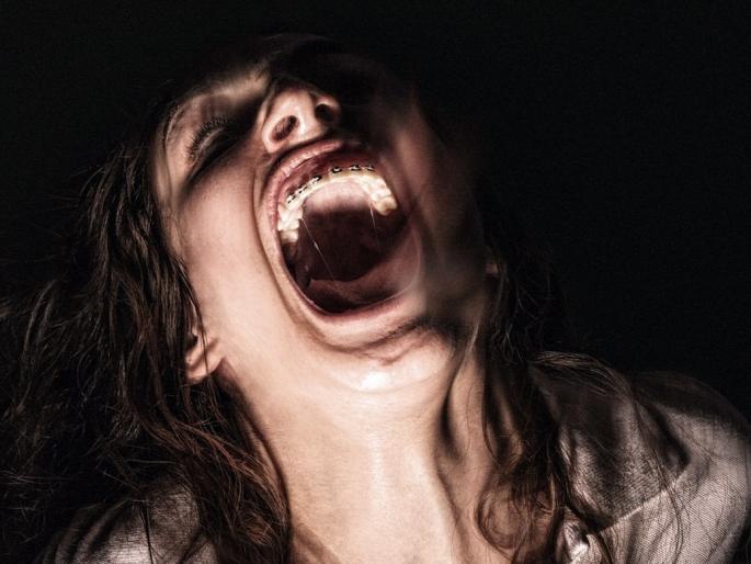Lockdown: horror movies you should watch during quarantine coronavirus | Lockdown: हॉरर सिनेमांचे चाहते असाल तर हे सिनेमे नक्की बघा, पण जरा जपून...!! Lockdown: horror movies you should watch during quarantine coronavirus | Lockdown: हॉरर सिनेमांचे चाहते असाल तर हे सिनेमे नक्की बघा, पण जरा जपून...!!