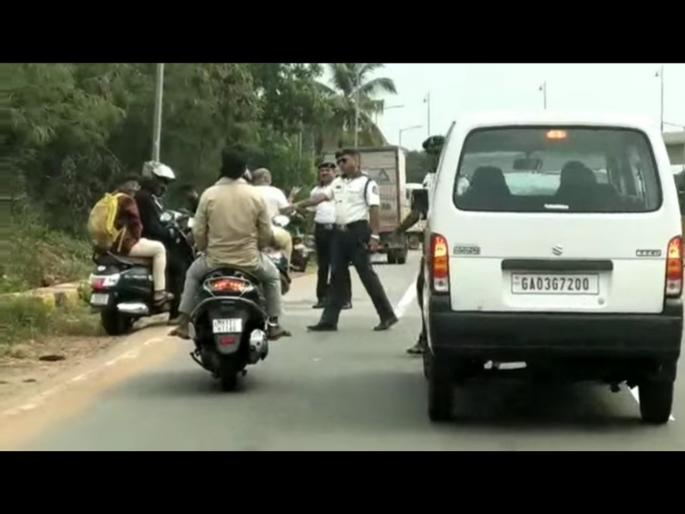 Violation of 'no entry' rule on Atal Setu in Goa, penal action against two wheeler drivers | गोव्यातील अटल सेतूवर ‘नो एंट्री’नियमभंग, दुचाकी चालकांवर दंडात्मक कारवाई Violation of 'no entry' rule on Atal Setu in Goa, penal action against two wheeler drivers | गोव्यातील अटल सेतूवर ‘नो एंट्री’नियमभंग, दुचाकी चालकांवर दंडात्मक कारवाई