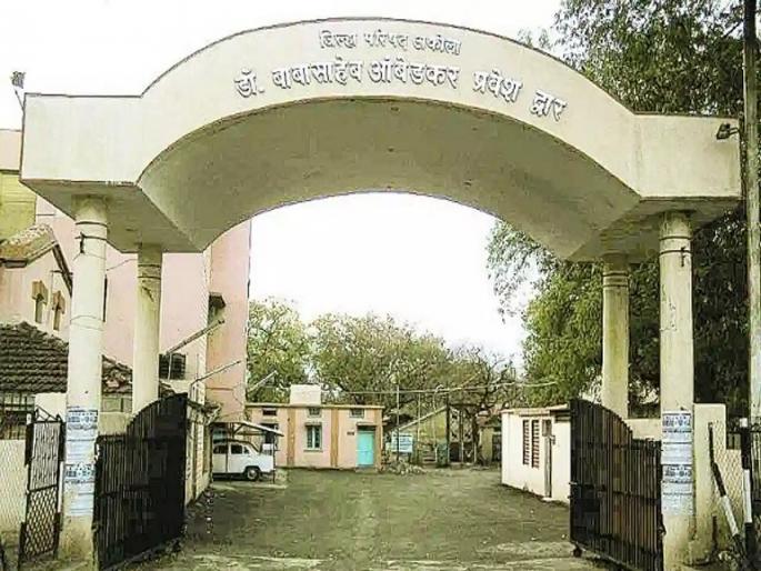 13.50 crore received for 'Jan Suvidha'; But the work stopped in the code of conduct! | जिल्हा परिषद : ‘जनसुविधां’चे १३.५० कोटी मिळाले; पण आचारसंहितेत थांबली कामे ! 13.50 crore received for 'Jan Suvidha'; But the work stopped in the code of conduct! | जिल्हा परिषद : ‘जनसुविधां’चे १३.५० कोटी मिळाले; पण आचारसंहितेत थांबली कामे !