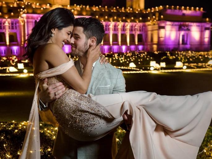  Unseen Pics: Priyanka Chopra and Nick Jonas romantic unseen photos | Unseen Pics : रिसेप्शनपूर्वी पाहा प्रियांका चोप्रा व निक जोनासचे रोमॅन्टिक फोटो!!