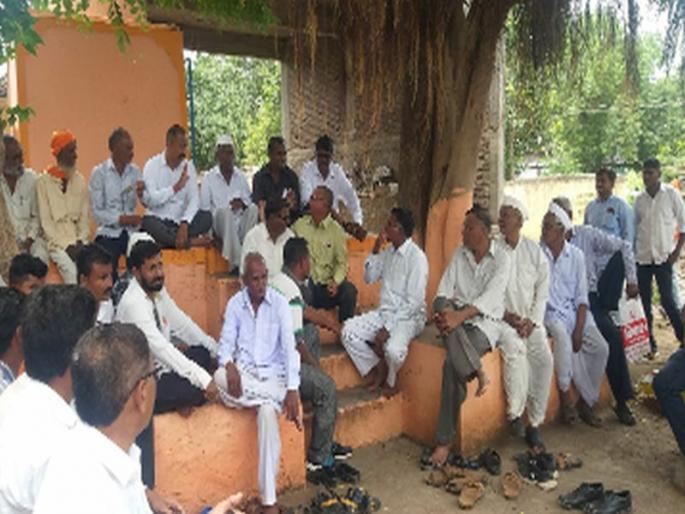 Communication with the general public | सर्वसामान्यांशी पारावर संवाद Communication with the general public | सर्वसामान्यांशी पारावर संवाद