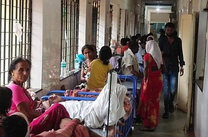 Poisoning from Mahaprasad; 40 hospitalized; Incidents in Yavatmal district | महाप्रसादातून विषबाधा; ४० जण रुग्णालयात दाखल; यवतमाळ जिल्ह्यातील घटना Poisoning from Mahaprasad; 40 hospitalized; Incidents in Yavatmal district | महाप्रसादातून विषबाधा; ४० जण रुग्णालयात दाखल; यवतमाळ जिल्ह्यातील घटना