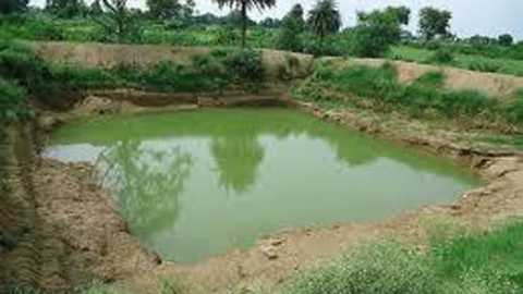 Central squad surveys the works of the taluka taluka in the Water Power Mission | जलशक्ती अभियानात कवठेमहांकाळ तालुक्यातील कामांची केंद्रीय पथकाकडून पहाणी