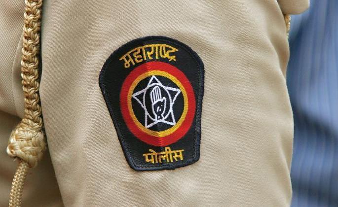 Corona stopped the police transfers again | कोरोनाने थांबविल्या पुन्हा पोलिसांच्या बदल्या Corona stopped the police transfers again | कोरोनाने थांबविल्या पुन्हा पोलिसांच्या बदल्या