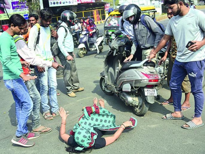 Is this the 'spirit' of Nagpur? | हेच आहे का नागपूरकरांचे ‘स्पिरीट’? Is this the 'spirit' of Nagpur? | हेच आहे का नागपूरकरांचे ‘स्पिरीट’?