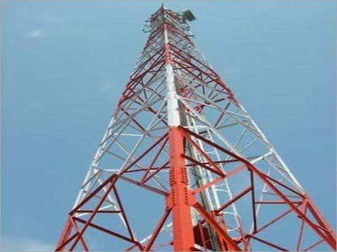 5 mobile tower seal | जळगाव येथील पिंप्राळा शिवारातील ५ मोबाईल टॉवर सील 5 mobile tower seal | जळगाव येथील पिंप्राळा शिवारातील ५ मोबाईल टॉवर सील