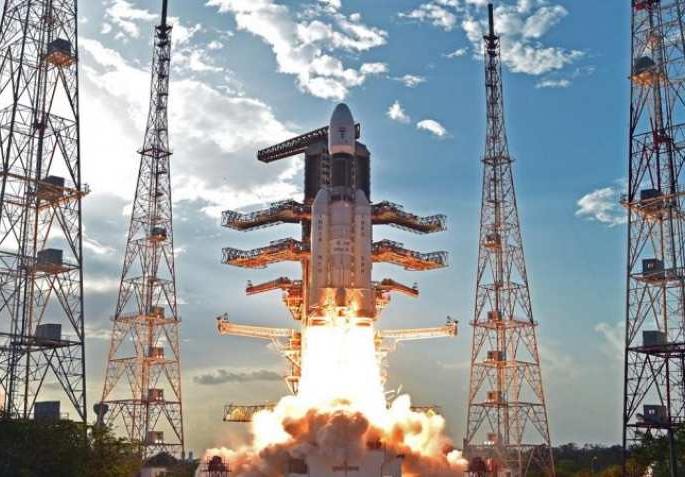 India's next ambition is the bottom of its own space! | भारताची पुढील महत्त्वाकांक्षा अंतराळात स्वत:च्या तळाची! India's next ambition is the bottom of its own space! | भारताची पुढील महत्त्वाकांक्षा अंतराळात स्वत:च्या तळाची!