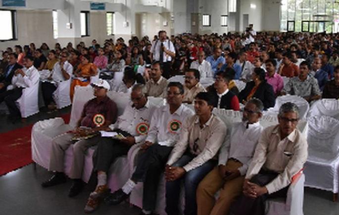 The participation of six hundred delegates | सहाशे प्रतिनिधींचा सहभाग