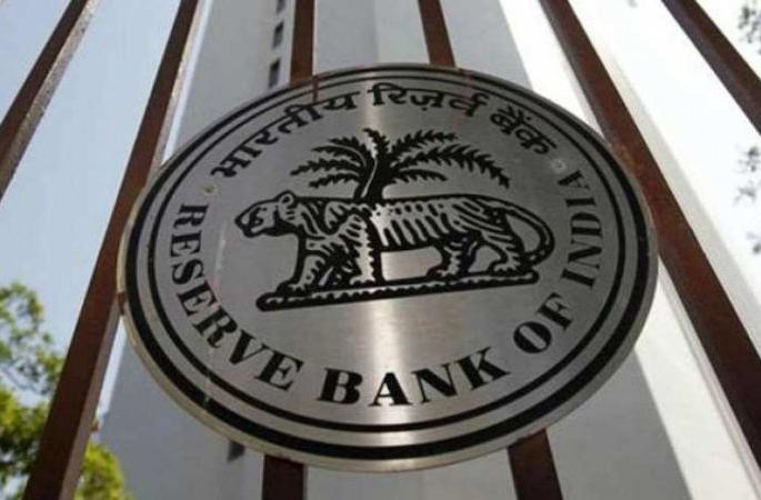 Bring co-operatives to the mainstream policy | सहकार क्षेत्राला मुख्य प्रवाहाच्या धोरणात आणावे