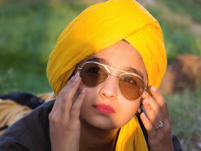 kalank actress alia bhatt signed s s rajamoulis rrr | कन्फर्म! आलिया भट्ट निघाली ‘साऊथ’ला; साईन केला ‘RRR’!! kalank actress alia bhatt signed s s rajamoulis rrr | कन्फर्म! आलिया भट्ट निघाली ‘साऊथ’ला; साईन केला ‘RRR’!!