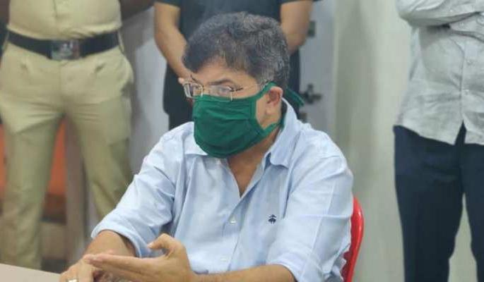 'Coronation should be done not only for Mumbai, but for Maharashtra', jiendra awhad | 'कोरोनामुक्ती फक्त मुंब्य्राापुरती नव्हे, तर महाराष्ट्रभर व्हावी' 'Coronation should be done not only for Mumbai, but for Maharashtra', jiendra awhad | 'कोरोनामुक्ती फक्त मुंब्य्राापुरती नव्हे, तर महाराष्ट्रभर व्हावी'