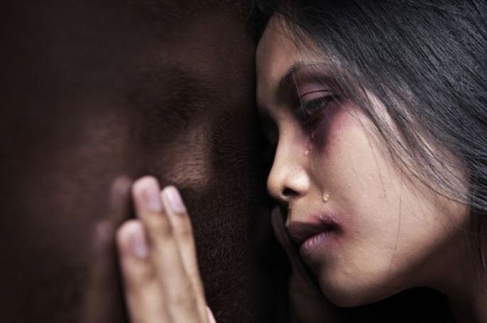 The 'graph' of women's abuse in the capital city is on the rise | उपराजधानीत महिला अत्याचाराचा ‘ग्राफ’ वाढीस The 'graph' of women's abuse in the capital city is on the rise | उपराजधानीत महिला अत्याचाराचा ‘ग्राफ’ वाढीस