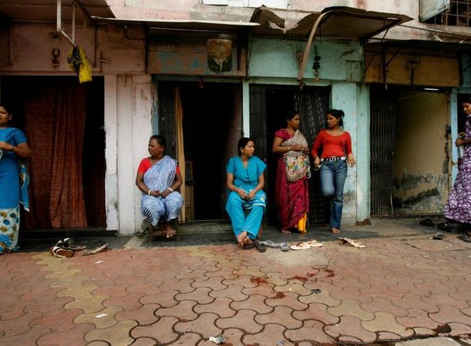 Sir, everyone is afraid of hunger. | साहेब, भूख से सभी डरते है। Sir, everyone is afraid of hunger. | साहेब, भूख से सभी डरते है।