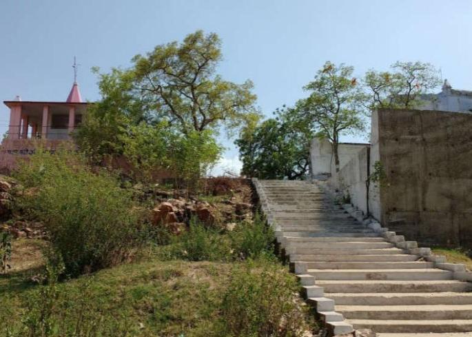 Corona cancels Vidarbha mini Pandhari Yatra | कोरोनामुळे विदर्भाची मिनी पंढरी असलेली माडगी यात्रा रद्द Corona cancels Vidarbha mini Pandhari Yatra | कोरोनामुळे विदर्भाची मिनी पंढरी असलेली माडगी यात्रा रद्द