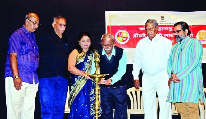  State drama 'Vatavate' | ‘वटवट’ने राज्य नाट्यची नांदी