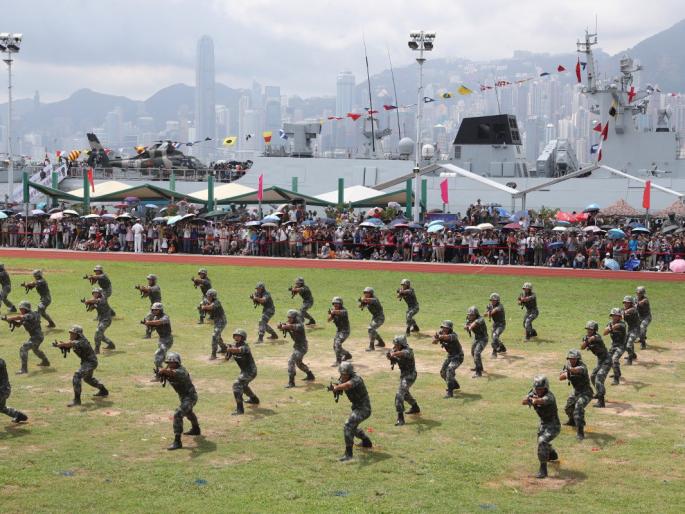 The mess of democracy | जनतंत्राची गळचेपी