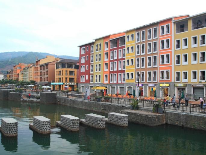Builder from Pune bids for Lavasa project | पुण्यातील बिल्डरने लावली लवासा प्रकल्पासाठी बोली Builder from Pune bids for Lavasa project | पुण्यातील बिल्डरने लावली लवासा प्रकल्पासाठी बोली