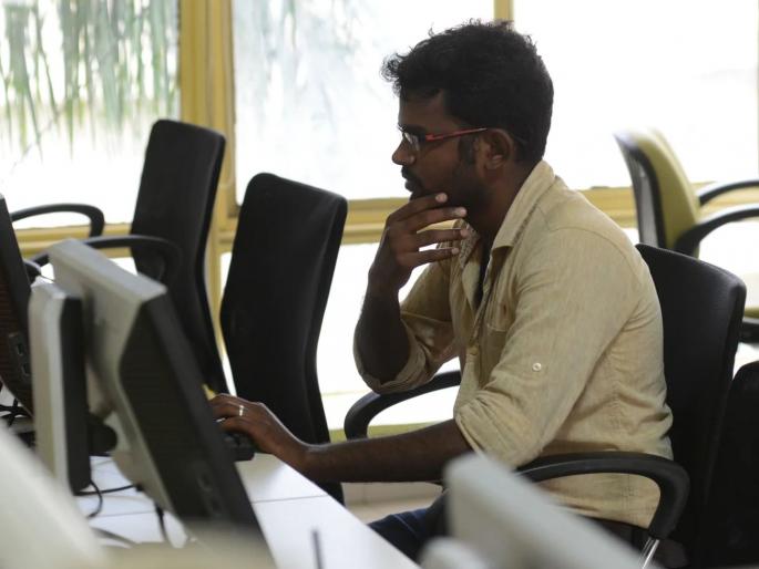 Suppose you lose your job today ..? what happened next | समजा, आज तुमची नोकरी गेली तर..? विचार करा काय वेळ येईल... Suppose you lose your job today ..? what happened next | समजा, आज तुमची नोकरी गेली तर..? विचार करा काय वेळ येईल...