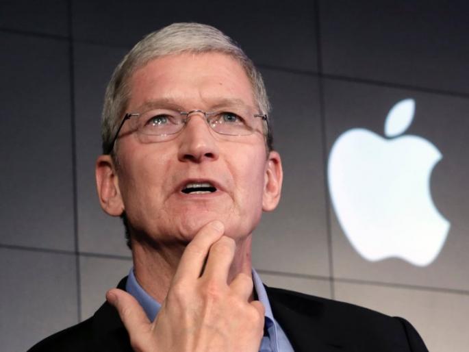 Apple CEO's Tim Cook twit Indian photographer's clicked image | भारतीय फोटोग्राफरच्या फोटोने जिंकले अॅप्पलच्या सीईओंचे मन...केले ट्विट Apple CEO's Tim Cook twit Indian photographer's clicked image | भारतीय फोटोग्राफरच्या फोटोने जिंकले अॅप्पलच्या सीईओंचे मन...केले ट्विट