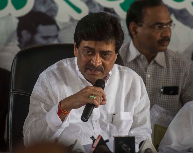 ... So we formed a government with three heroes coming together; Ashok Chavan talks about 'power' behind the scenes | ...म्हणून आम्ही तीन हिरो एकत्र येत सरकार बनवलं; अशोक चव्हाणांनी सांगितलं सत्तेचं गुपित