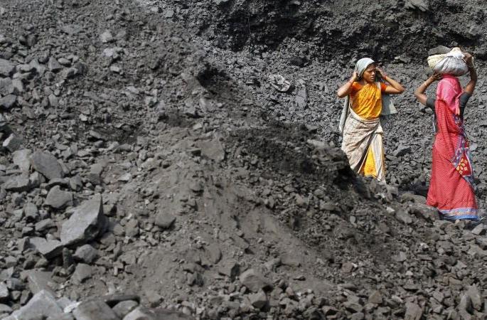 Dig up five coal mines in Nagpur again | नागपूरला पुन्हा पाच कोळसा खाणींचा विळखा