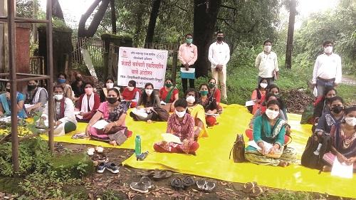 Women of 'Umed' to take to the streets on Monday! | ' उमेद' च्या महिला सोमवारी रस्त्यावर उतरणार ! Women of 'Umed' to take to the streets on Monday! | ' उमेद' च्या महिला सोमवारी रस्त्यावर उतरणार !