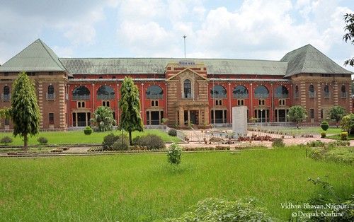 Nimbalkar and Narvekar in Nagpur on 15th Nov; The winter session will review the preparations | रामराजे निंबाळकर व राहुल नार्वेकर १५ नोव्हेंबरला नागपुरात; हिवाळी अधिवेशन तयारीचा आढावा घेणार Nimbalkar and Narvekar in Nagpur on 15th Nov; The winter session will review the preparations | रामराजे निंबाळकर व राहुल नार्वेकर १५ नोव्हेंबरला नागपुरात; हिवाळी अधिवेशन तयारीचा आढावा घेणार