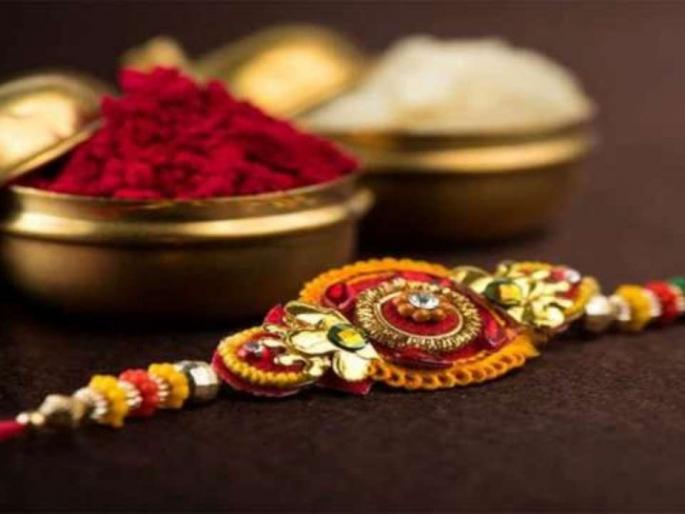 Rakhi gift of 'Shivneri' to the coroners of Chalisgaon | चाळीसगावच्या कोरोनायोद्धांना 'शिवनेरी’च्या राखीची भेट Rakhi gift of 'Shivneri' to the coroners of Chalisgaon | चाळीसगावच्या कोरोनायोद्धांना 'शिवनेरी’च्या राखीची भेट