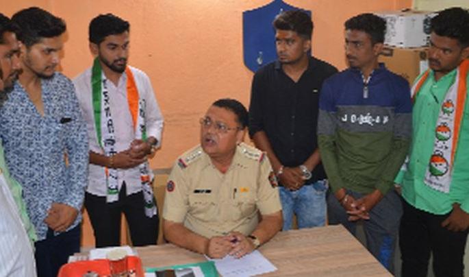 Resolve traffic issues in Barapatner | बारापत्थर भागातील वाहतुकीचा प्रश्न सोडवा Resolve traffic issues in Barapatner | बारापत्थर भागातील वाहतुकीचा प्रश्न सोडवा