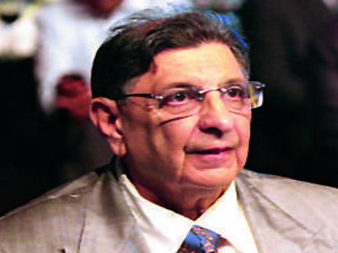 Mixing of Covishield and Covaxin is not benificial, warns SII's Cyrus Poonawalla | कोरोना लसीचे कॉकटेल योग्य? Covishield बनविणाऱ्या सायरस पुनावालांनी स्पष्टच सांगितले... Mixing of Covishield and Covaxin is not benificial, warns SII's Cyrus Poonawalla | कोरोना लसीचे कॉकटेल योग्य? Covishield बनविणाऱ्या सायरस पुनावालांनी स्पष्टच सांगितले...