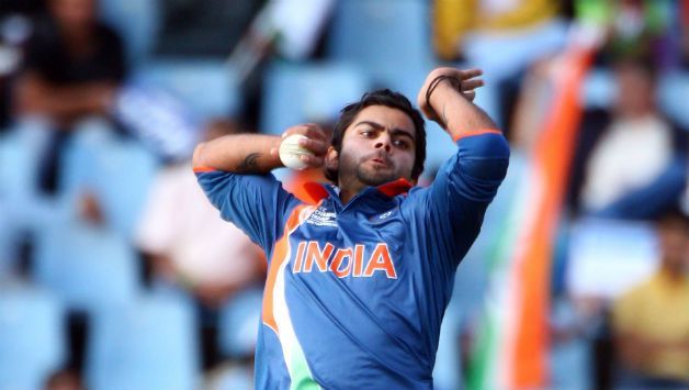 ICC World Cup 2019: Virat Kohli is doing Bowling Practices, Watch Video | ICC World Cup 2019 : धक्कादायक... विराट कोहली करतोय चक्क बॉलिंगची प्रॅक्टीस, पाहा हा व्हिडीओ
