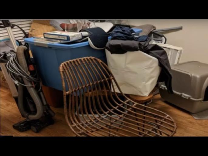 Optical Illusion : Can you spot hidden cat in this image in 10 second challenge online game | या फोटोत लपली आहे एक मांजर, 10 सेकंदात शोधण्याचं आहे चॅलेजं! Optical Illusion : Can you spot hidden cat in this image in 10 second challenge online game | या फोटोत लपली आहे एक मांजर, 10 सेकंदात शोधण्याचं आहे चॅलेजं!