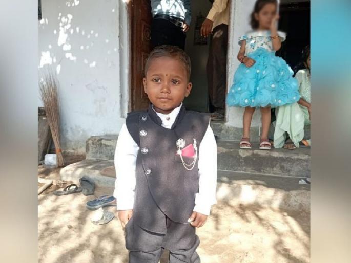 Four-year-old boy pulling setup box dies of electric shock in nagpur | टीव्हीच्या सेट टाॅप बाॅक्सला स्पर्श करताच झाले होत्याचे नव्हते, नागपुरातील धक्कादायक घटना Four-year-old boy pulling setup box dies of electric shock in nagpur | टीव्हीच्या सेट टाॅप बाॅक्सला स्पर्श करताच झाले होत्याचे नव्हते, नागपुरातील धक्कादायक घटना