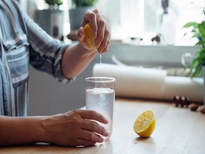 Full Body Detox : Easy Ways To Detox Body Foods That Boost Immunity | डिटॉक्स करण्यासाठी महागडे उपाय कशाला, १ रुपयाही खर्च न करता करा १ सोपा उपाय-व्हा फ्रेश
