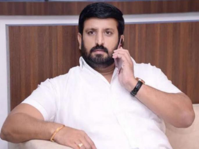 Absconding accused from gangster Nilesh Ghaywal gang in custody in shooting case against youth | Nilesh Ghaiwal: तरुणावर गोळीबार प्रकरण! गुंड नीलेश गायवळ टोळीतील फरार आरोपीला बेड्या Absconding accused from gangster Nilesh Ghaywal gang in custody in shooting case against youth | Nilesh Ghaiwal: तरुणावर गोळीबार प्रकरण! गुंड नीलेश गायवळ टोळीतील फरार आरोपीला बेड्या
