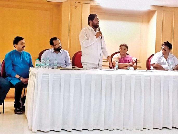 Focus on candidates' hidden campaigning, responsibilities | उमेदवारांचा छुप्या प्रचारावर भर, जबाबदाऱ्यांचे नियोजन Focus on candidates' hidden campaigning, responsibilities | उमेदवारांचा छुप्या प्रचारावर भर, जबाबदाऱ्यांचे नियोजन