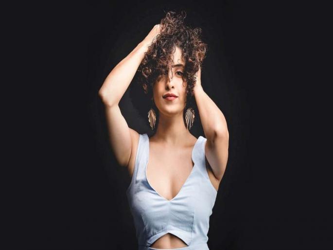 My dream will be fulfilled on the occasion of 'Photograph' - Sanya Malhotra | 'फोटोग्राफ'च्या निमित्ताने माझे हे स्वप्न होणार पूर्ण - सान्या मल्होत्रा My dream will be fulfilled on the occasion of 'Photograph' - Sanya Malhotra | 'फोटोग्राफ'च्या निमित्ताने माझे हे स्वप्न होणार पूर्ण - सान्या मल्होत्रा